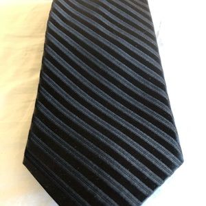 Nicole Miller New York Men’s Silk Tie
